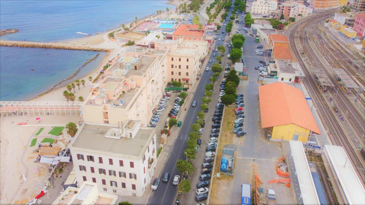 Lupen III Panzió Civitavecchia Kültér fotó